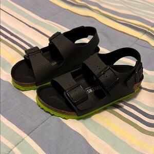 Kids Birkenstock Milano Black and Green Sandals sz 10